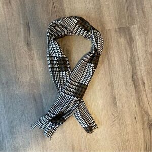 Vintage Womens Doro Silk Scarf EUC